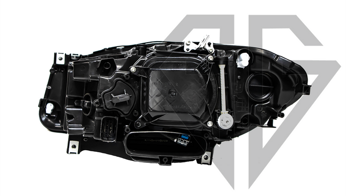 Передние фары Bi Xenon No Adaptive BMW F10 F11 F18 2013-2017 LCI рестайл