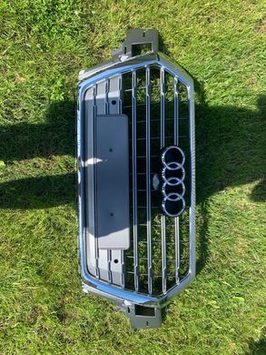 Решетка радиатора Audi Q7 (2015-2020) Серая в стиле S-Line