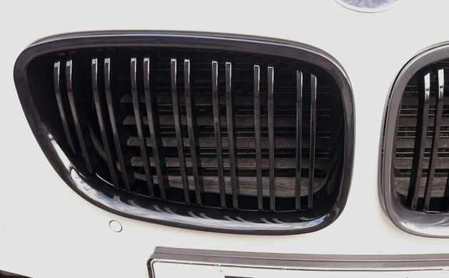 Решетка радиатора ноздри BMW (2009-2017) F07 GT Черные Глянцевые