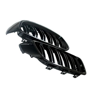 Решетки радиатора (ноздри) Чёрный глянец BMW (2013-2019) F32 F33 F36 F80 F82 F83