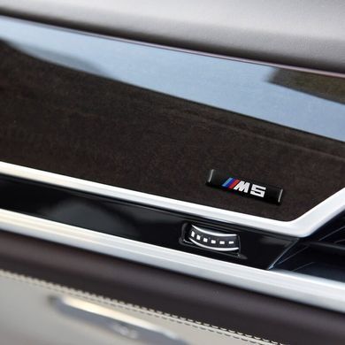Наклейка M M3 M5 / BMW E39 E46 E60 E70 E90 F10 F20, M