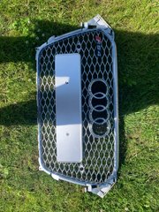Решетка радиатора Audi A4 2011-2015 год Серая с хром рамкой (в стиле RS)