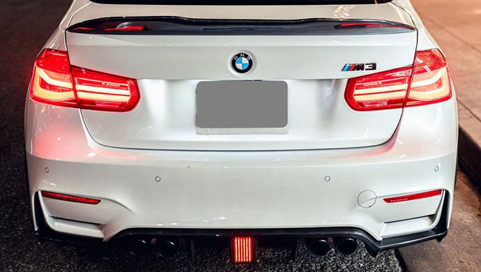 Карбоновый диффузор заднего бампера LED BMW M3 M4 F80 F81 F82 F83
