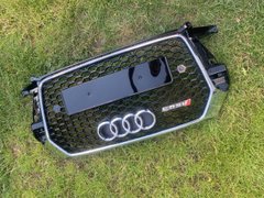 Решетка радиатора Audi Q3 2014-2018год Черная с хром рамкой в стиле RS