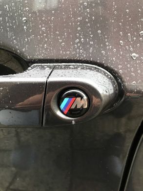 Наклейка на личинку замка BMW M / 20 мм / E39 E46 E53 E60 E70 E90 F10