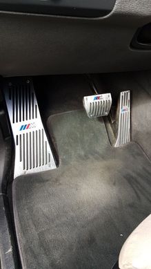Накладки на педали BMW в М-стиле / X5 E70 F15 X6 E71 F16