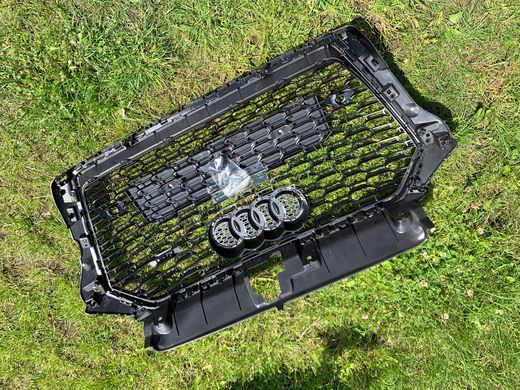 Решетка радиатора Audi A3 (2016-2020) Черная в стиле RS