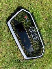 Решетка радиатора Audi A3 2016-2020 год (в стиле RS)